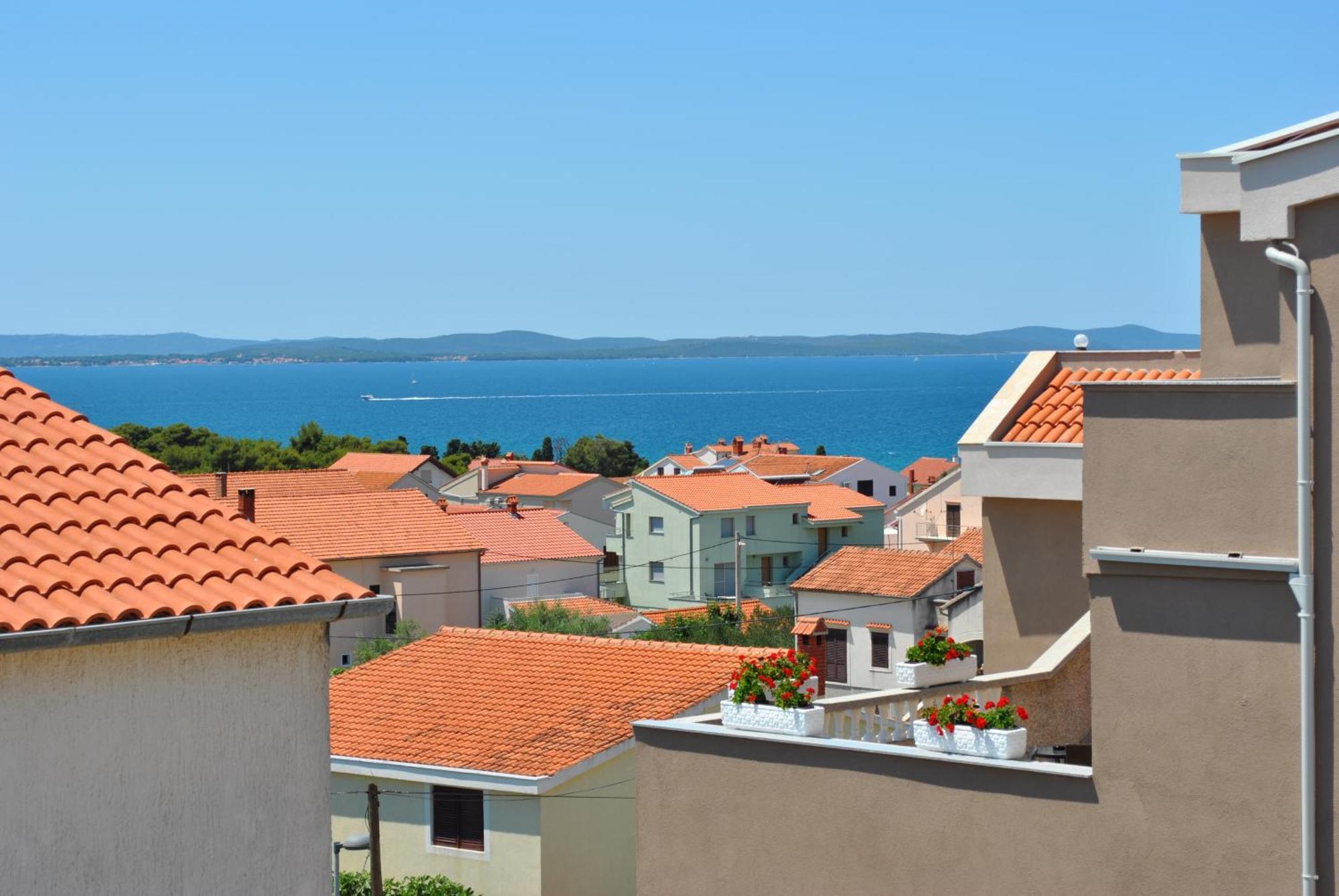 Rooms & Apartments Ana 2 Задар Экстерьер фото