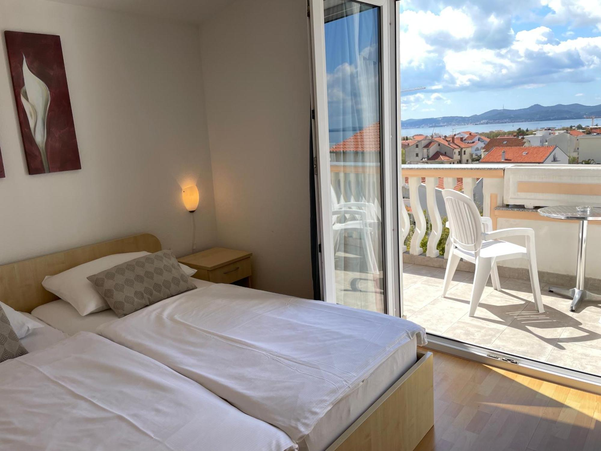 Rooms & Apartments Ana 2 Задар Экстерьер фото